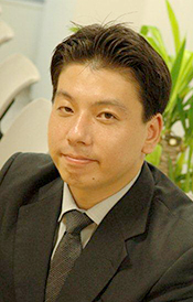 CEO Hidefumi Watanabe