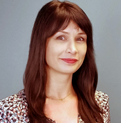 Suzanne Costa