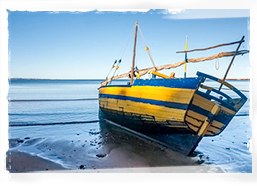 Traditional dhow, Comoros