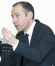 Matthias Hartmann