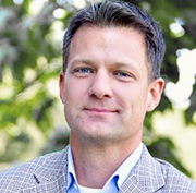 Steve Lucas