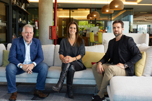 From L to R: President of Accenture Hispanic America Sergio Kaufman, Ergo Co-Founder and Director Karina Salerti and Ergo CEO Ariel Güelmos